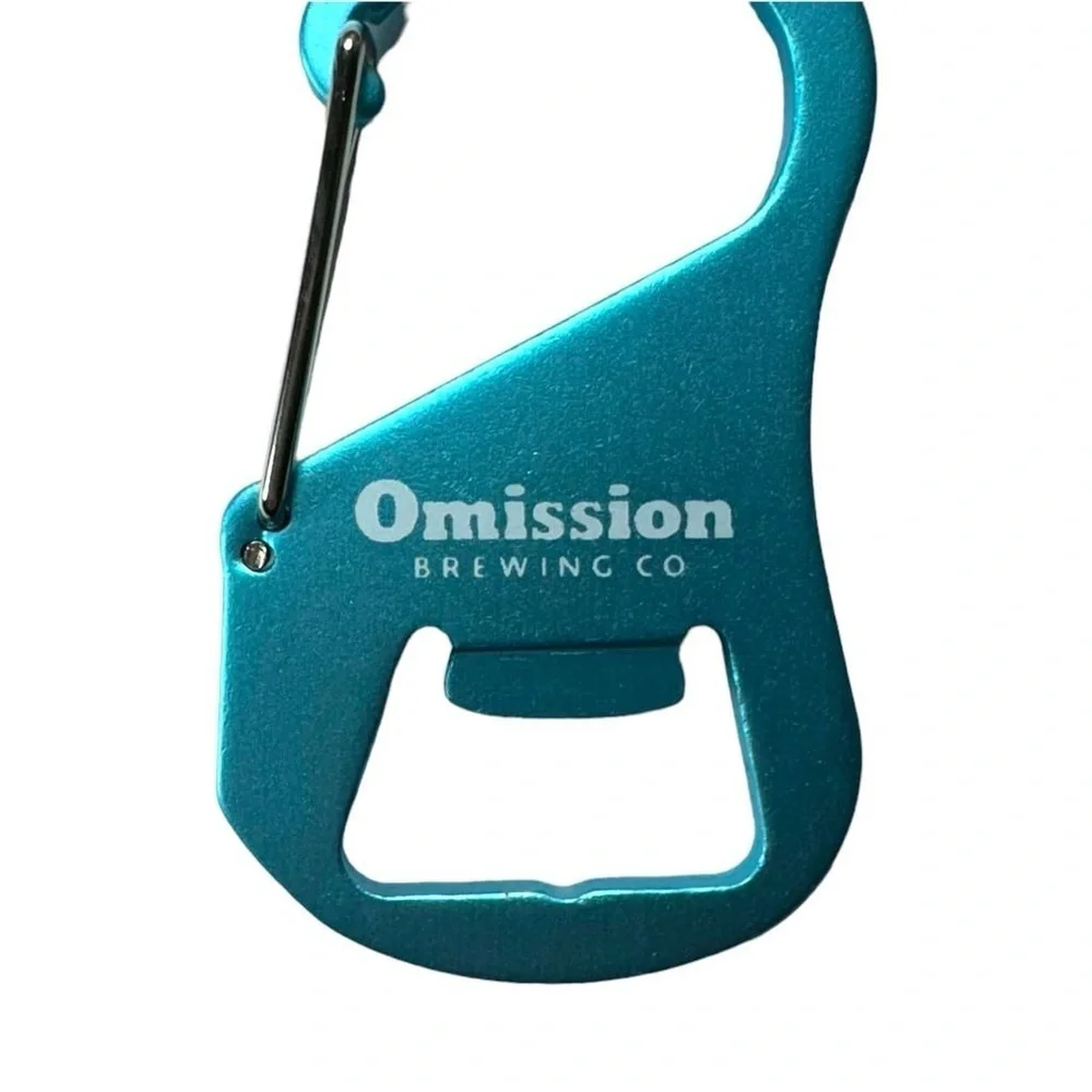Omission‎ Brewing Co Blue Metal Carabiner Clip Keychain Bottle Opener Keychain